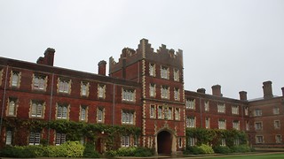 Jesus College closes China Forum early 