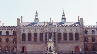 Britain's dying Oxbridge play