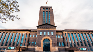 The 'magnificent erection' of the University Library