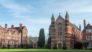 Selwyn resists push for cultural wear at formals