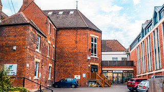 Who gets to speak at the Cambridge Union?