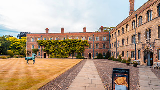 Graduation ceremony disrupted by pro-Palestine student protester