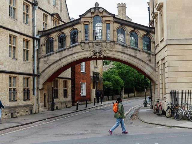 News in brief: Cantab makes Oxford bid and SU bans pizza