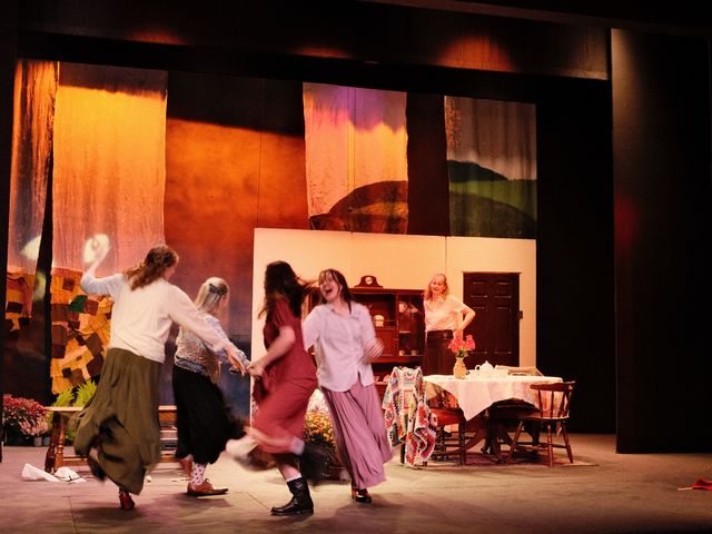 Dancing at Lughnasa spins an emotional web