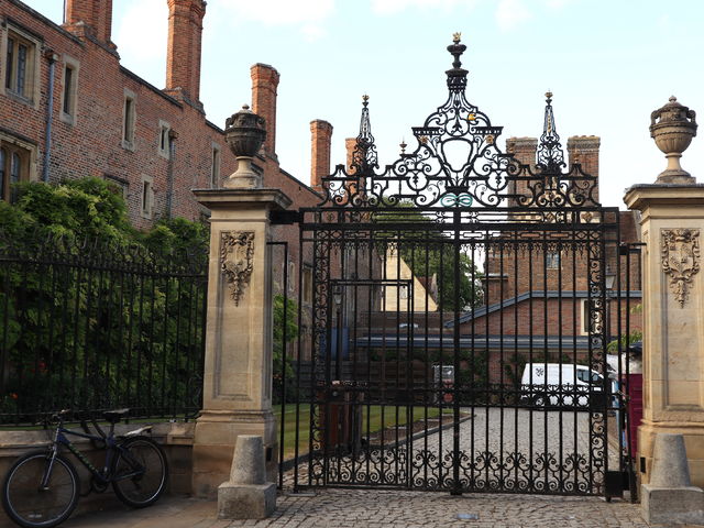 A matter of loaf and death