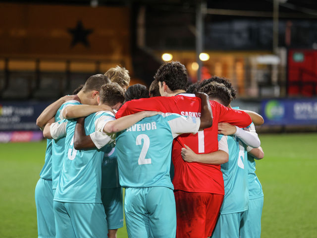 Cambridge go top with convincing win over Loughborough