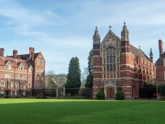 News in Brief: Postgrad accom, prestigious prizes, and public support for policies