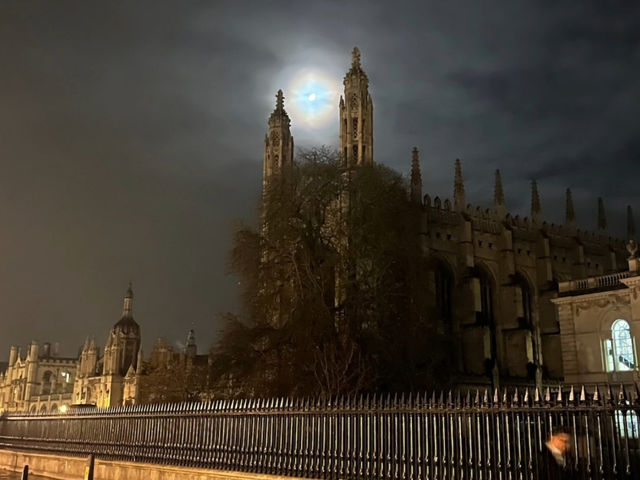 Fact-checking Katabasis