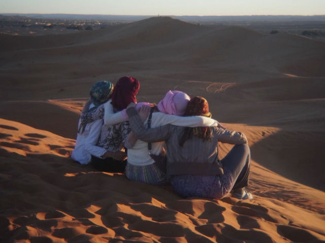 'Look guys, I'm in the Sahara desert!'