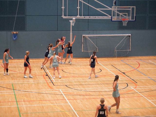 Netball Blues clinch late win against Worcester to boost their survival hopes