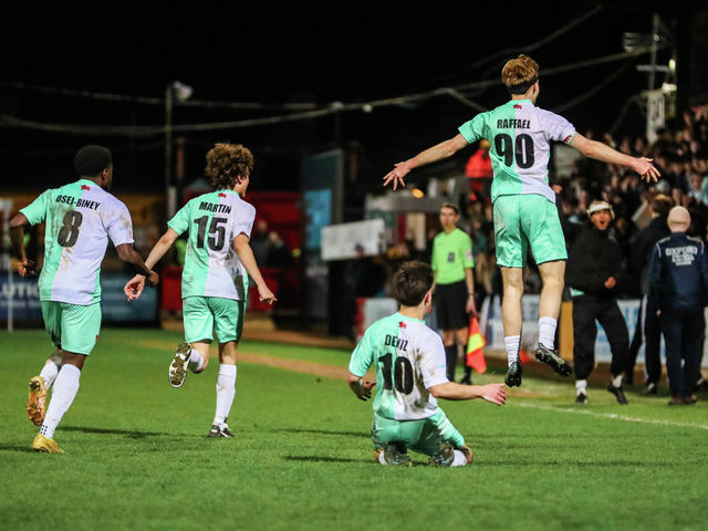 Cambridge bag back-to-back men's Varsity titles