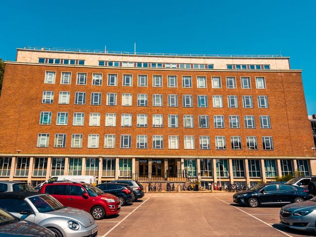 Former Cambridge vice-chancellor named preferred candidate for chair of UKRI