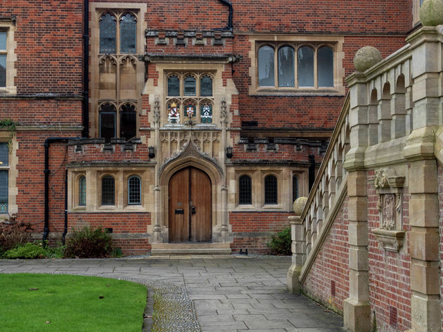 News in Brief: self-driving cars, speeding trains, and Selwyn shortlisters